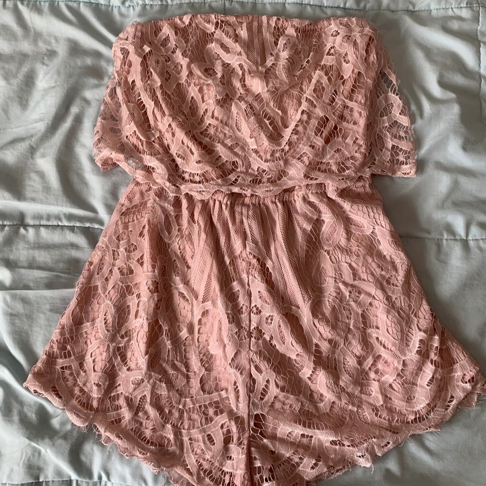 TOBI ROSE LACE ROMPER - Picture 2 of 2